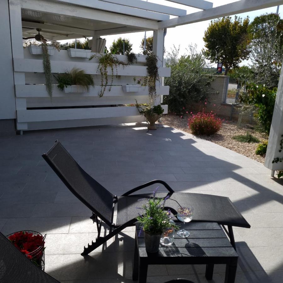 Apartman Magnolija Umag Bagian luar foto